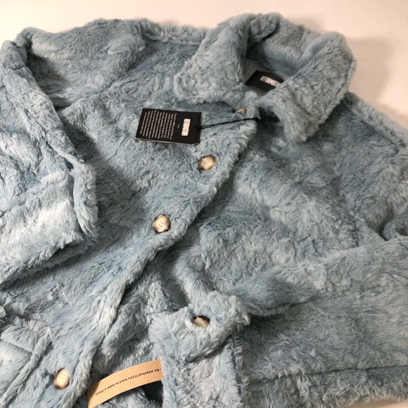 Reformation Polar Coat Sky Faux Fur - Picture 5 of 8